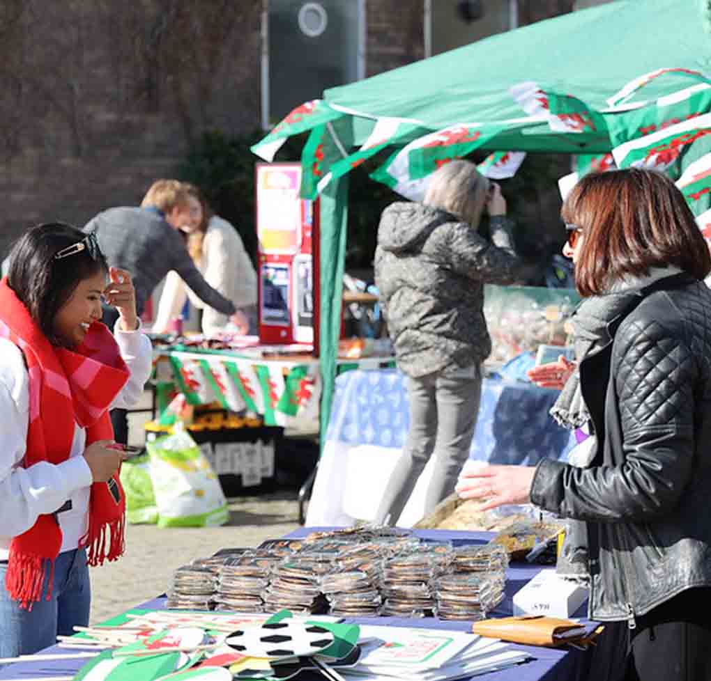 students visiting the stalls