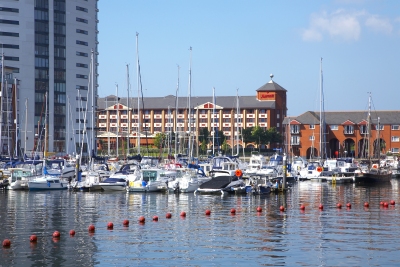 Gwesty Abertawe Marriot a'r Marina