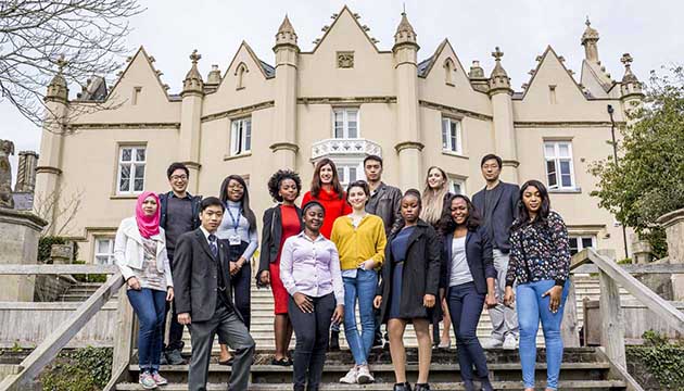 Students at the Singleton Abbey