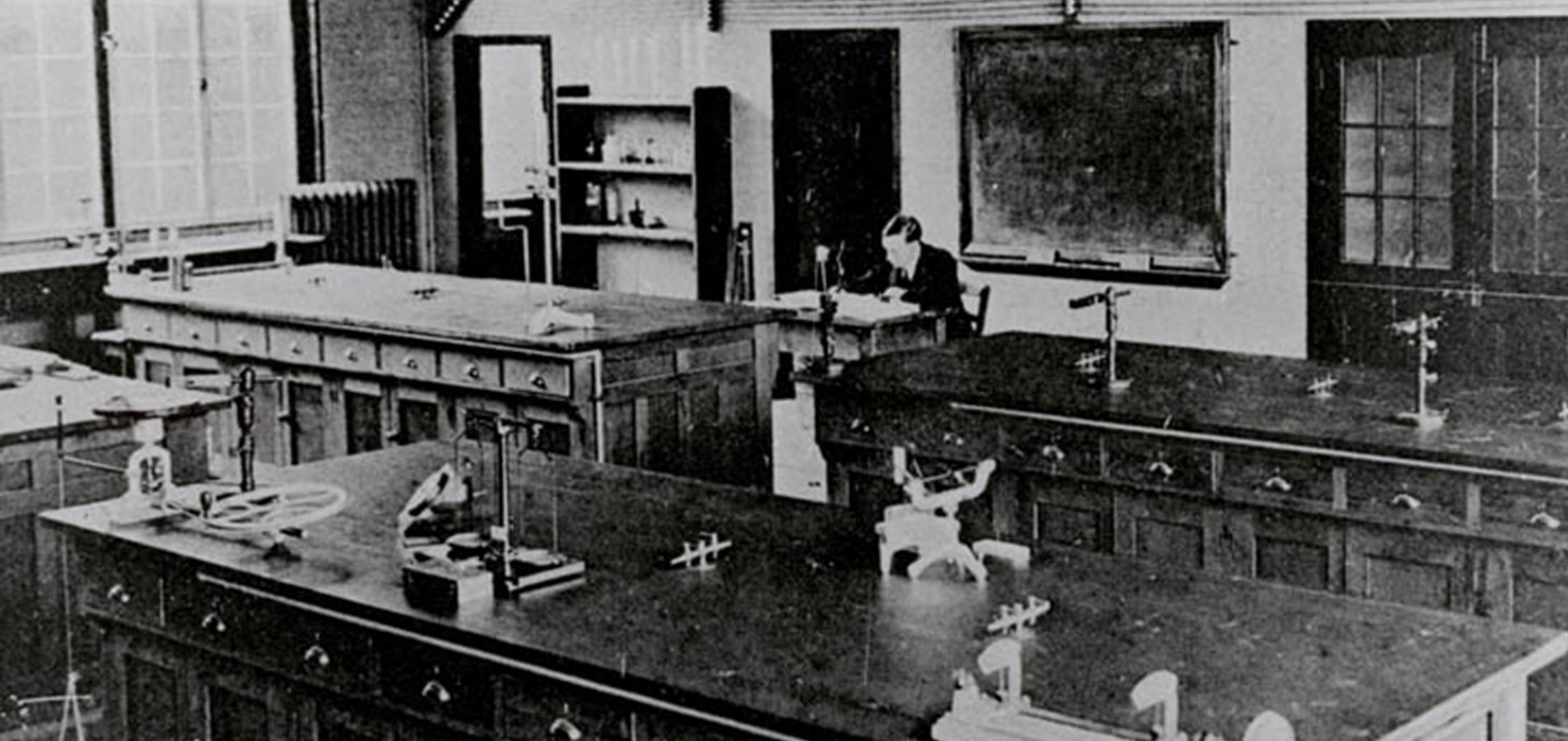 Swansea University’s history of scientific education goes back to the 1920s when the city also boasted the West Wales College of Pharmacy. Pictured is the general laboratory in the University’s physics department.